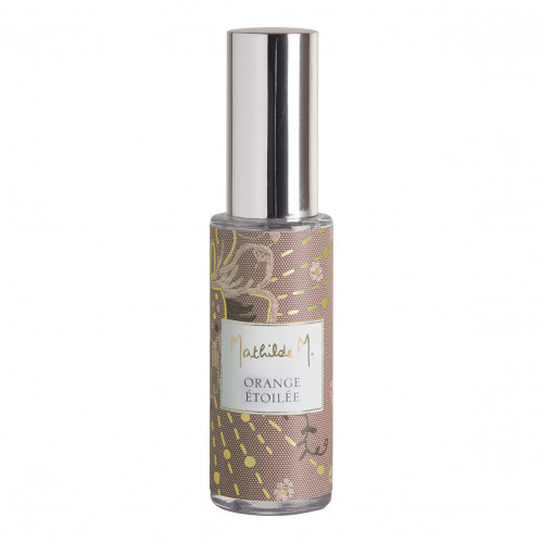 Enchanted Holidays candle and room spray set - Orange Étoilée Enchanted Holidays candle and room spray set - Orange Étoilée