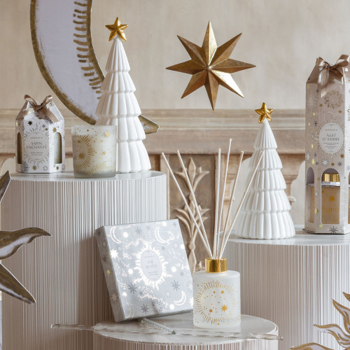 Set of 3 Metal Stars with brass finish