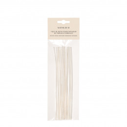 Sacchetto di 14 bastoncini di rattan sbiancato 18 cm