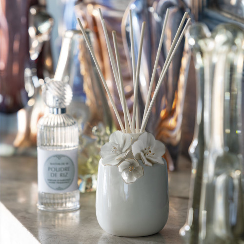 Amour de Fleurs Home Fragrance Diffuser 200 ml - Belle Lavande Amour de Fleurs Home Fragrance Diffuser 200 ml - Belle Lavande