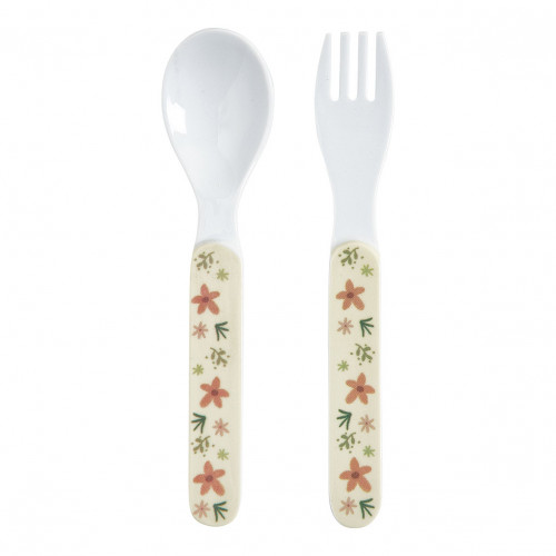 My first mealtime set A Swallow Brings Spring