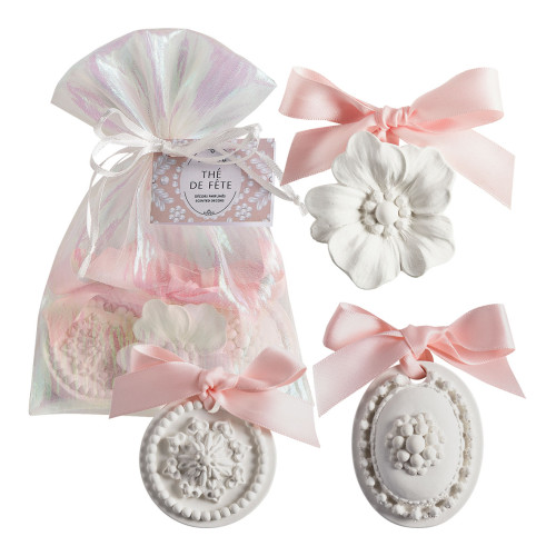 Pouch of 3 Scented Decorations Fête Nacrée - Thé de Fête