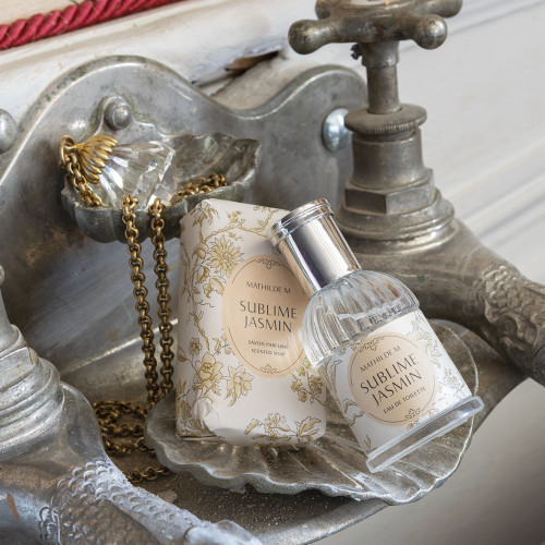 Trousse Beauté eau de toilette 30 ml et savon Cachemire Exquis - Marquise Trousse Beauté eau de toilette 30 ml et savon Cachemire Exquis - Marquise