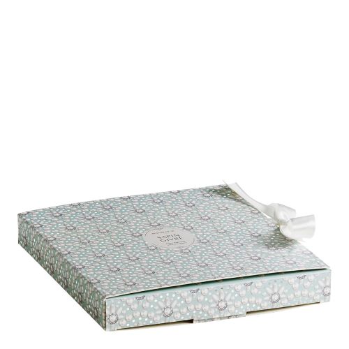 Scented Christmas Nativity Pearly Celebration - Frosted Fir Scented Christmas Nativity Pearly Celebration - Frosted Fir