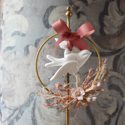 Floral Wreath Perfumed Dove - Fleur de Cerisier